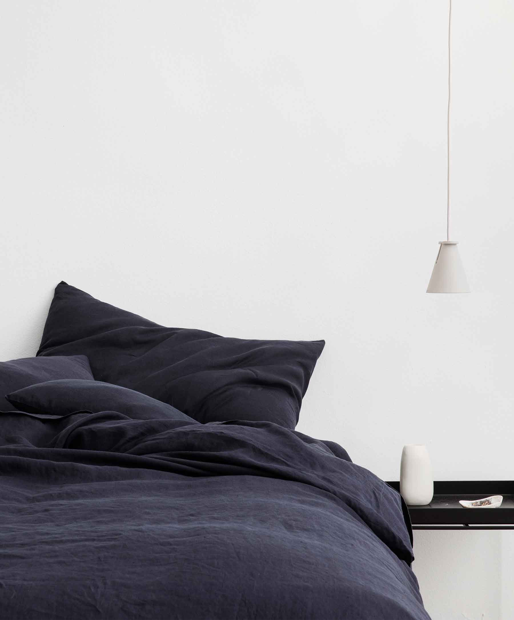 files/13-Duvet-Cover-Set-Pulled-Back-Navy_58097d74-e168-4438-97e1-794b90bf0970.jpg