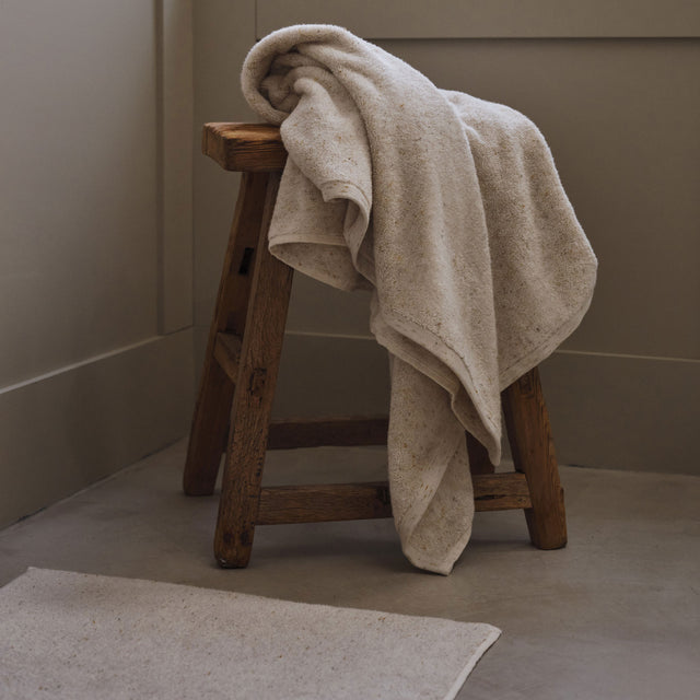 Speckle Towel Collection, available as Bath Towel Bundle and Bath Sheet Bundle.