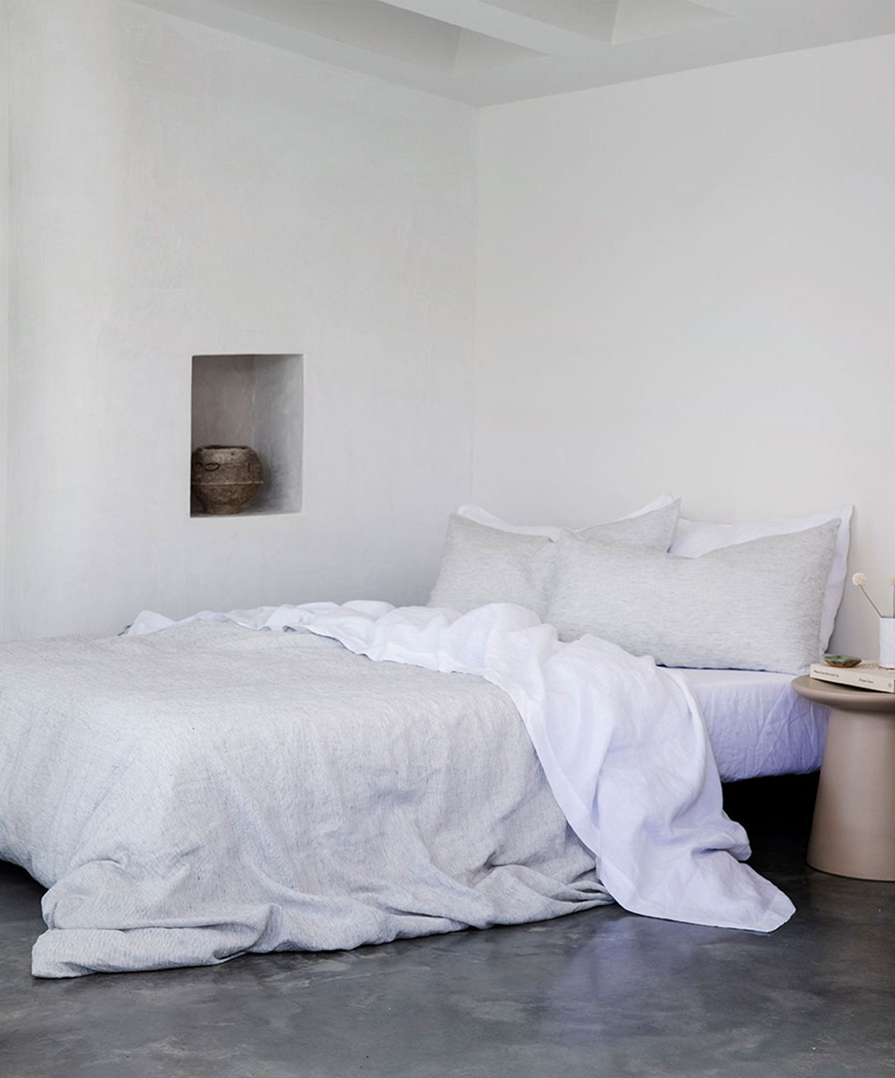 files/Duvet-Pinstripe-04_19be98a9-add8-40c6-a1c7-95f638a6d96b.jpg